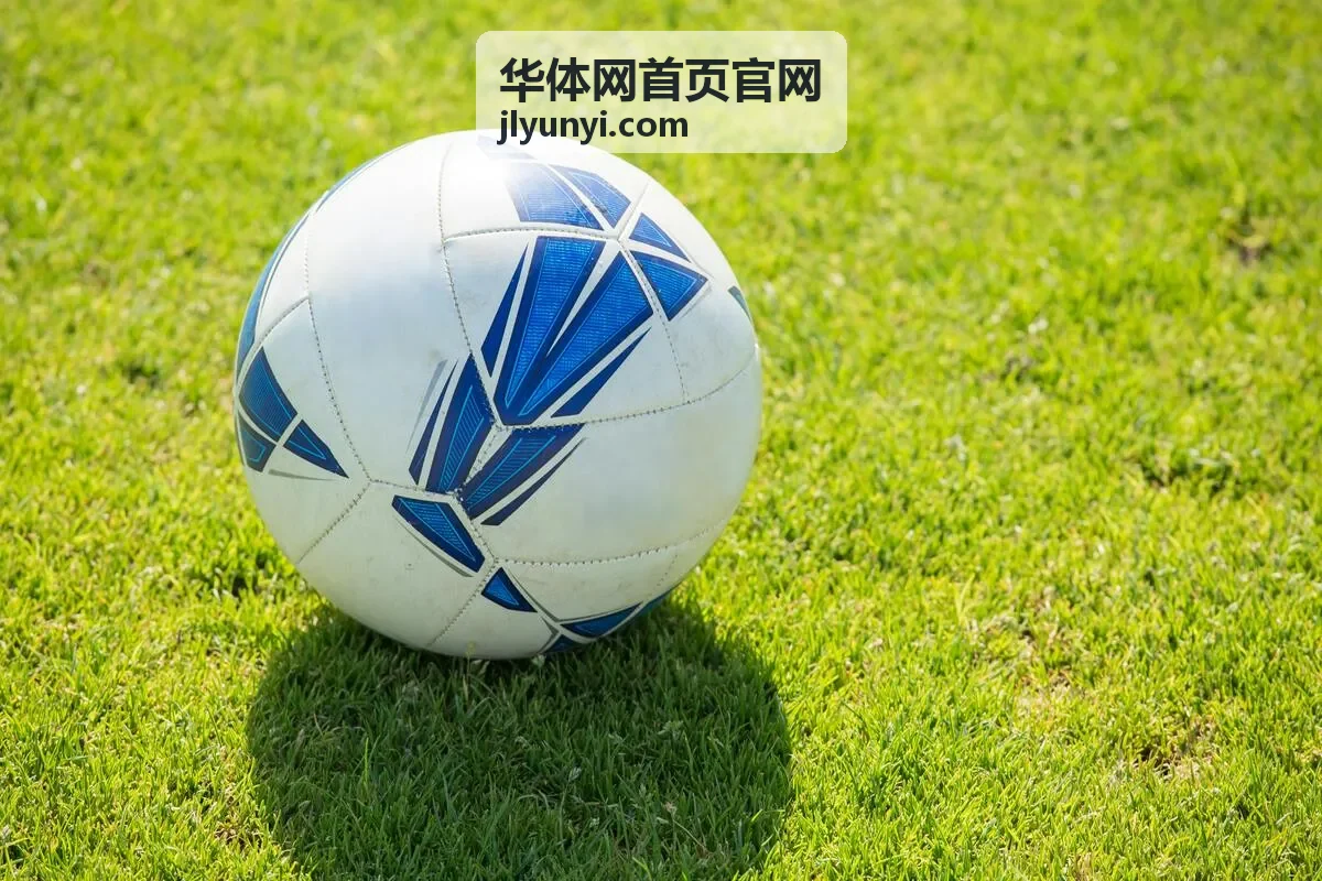 华体网首页官网青少年游泳与水中安全课程